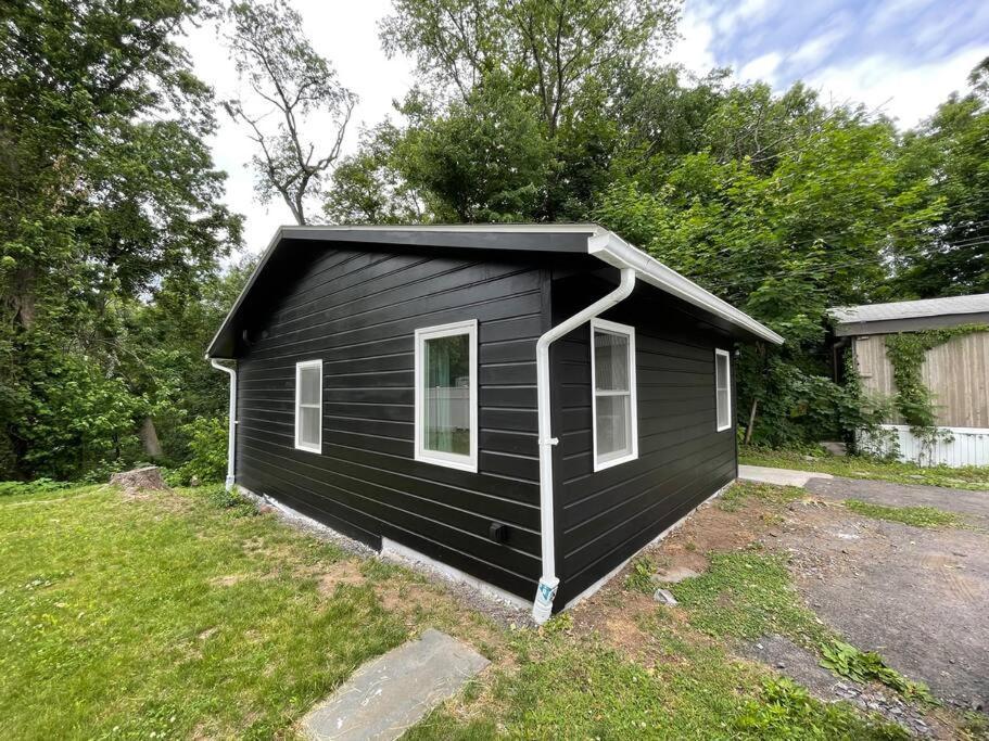 Campfire Cottage Fireplace, Fire Pit & No Chores! Kingston Eksteriør bilde
